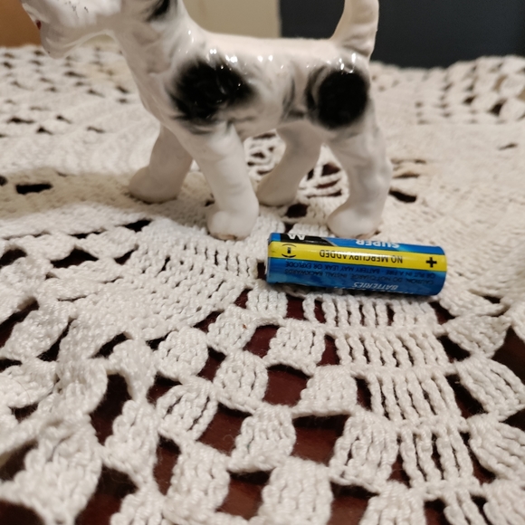 Vintage Airedale Figurine - Picture 7 of 7